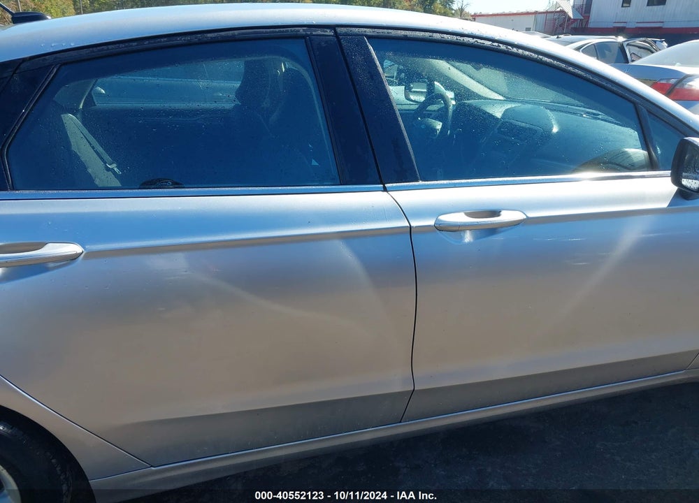 2018 FORD FUSION SE VIN: 3FA6P0H73JR111639