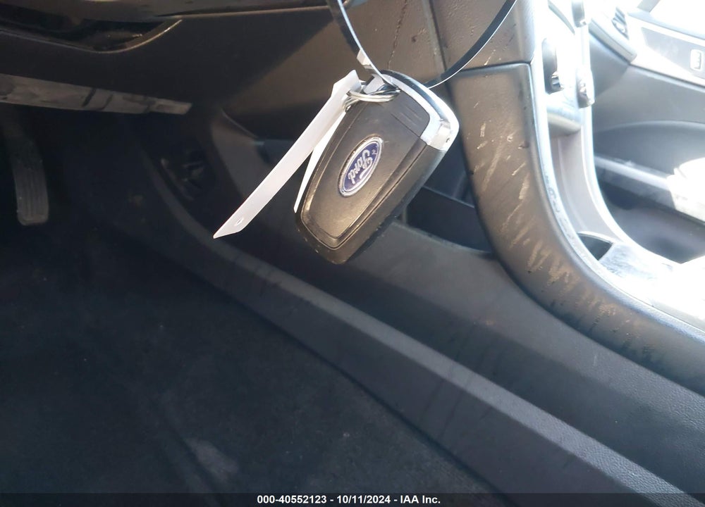 2018 FORD FUSION SE VIN: 3FA6P0H73JR111639