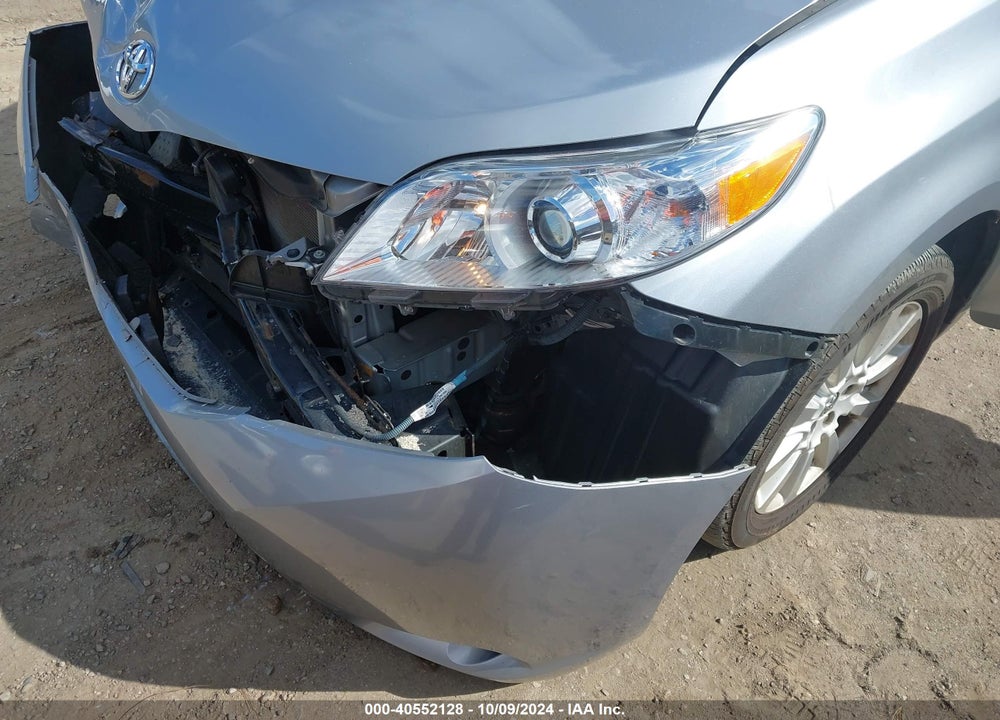 2016 TOYOTA SIENNA XLE PREMIUM 7 PASSENGER VIN: 5TDDK3DCXGS145958