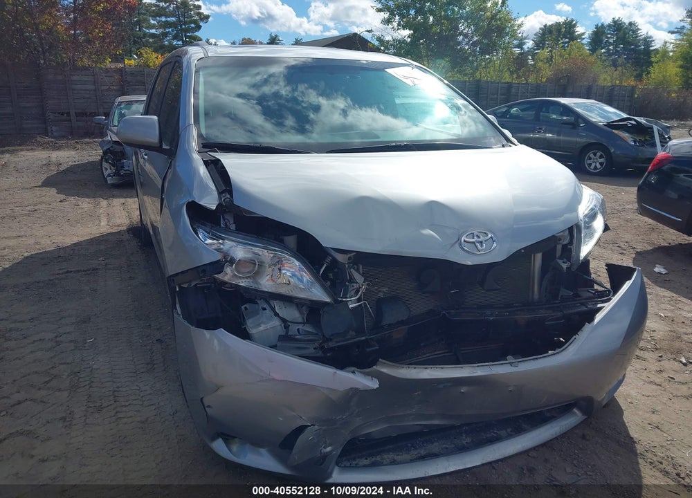 2016 TOYOTA SIENNA XLE PREMIUM 7 PASSENGER VIN: 5TDDK3DCXGS145958