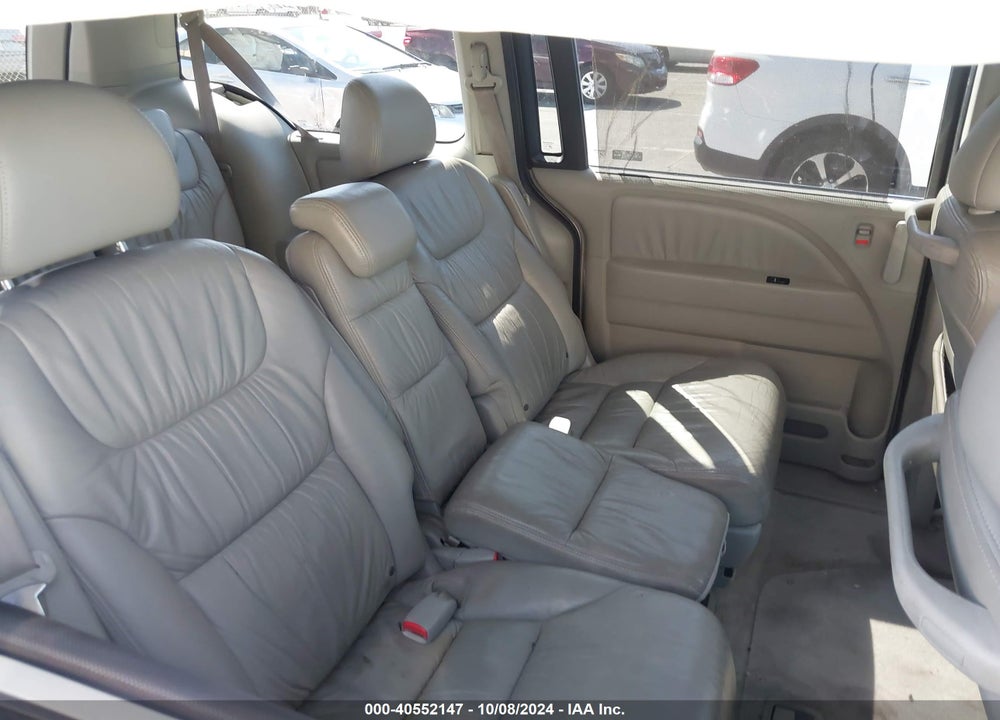 2008 HONDA ODYSSEY TOURING VIN: 5FNRL38958B074188