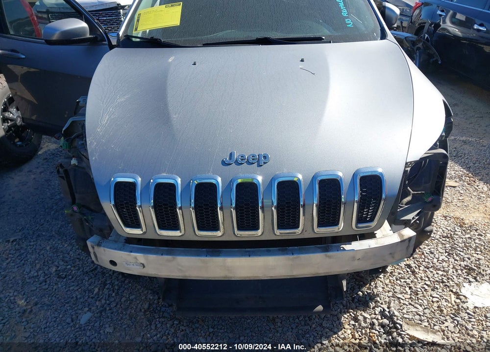 2015 JEEP CHEROKEE VIN: 1C4PJLCB1FW636958