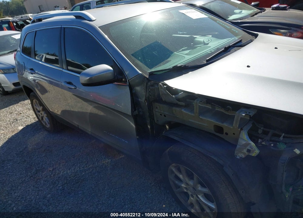2015 JEEP CHEROKEE VIN: 1C4PJLCB1FW636958