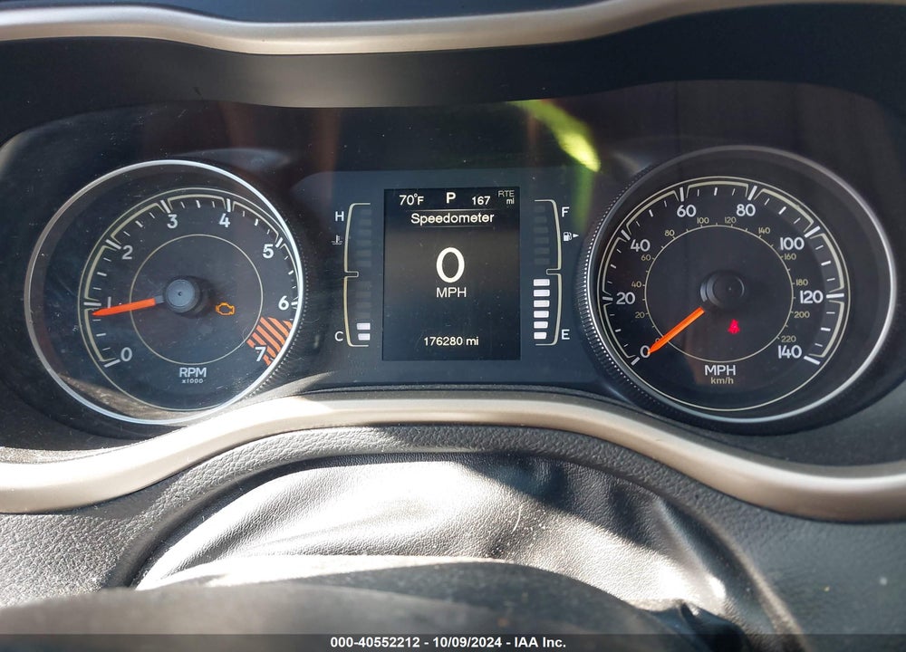 2015 JEEP CHEROKEE VIN: 1C4PJLCB1FW636958