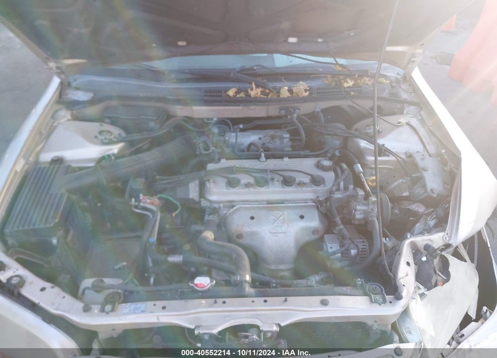 2001 HONDA ACCORD 2.3 LX VIN: JHMCG564X1C026376