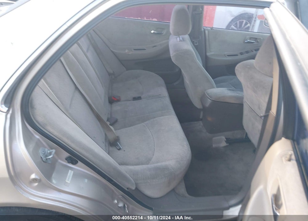 2001 HONDA ACCORD 2.3 LX VIN: JHMCG564X1C026376