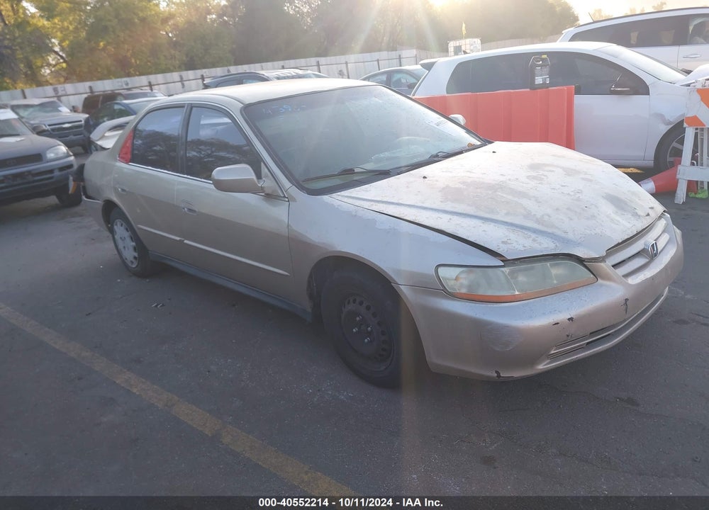 2001 HONDA ACCORD 2.3 LX VIN: JHMCG564X1C026376