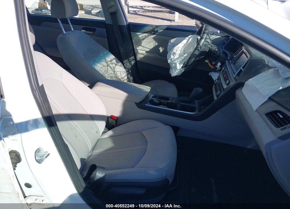 2018 HYUNDAI SONATA SE VIN: 5NPE24AF9JH693925