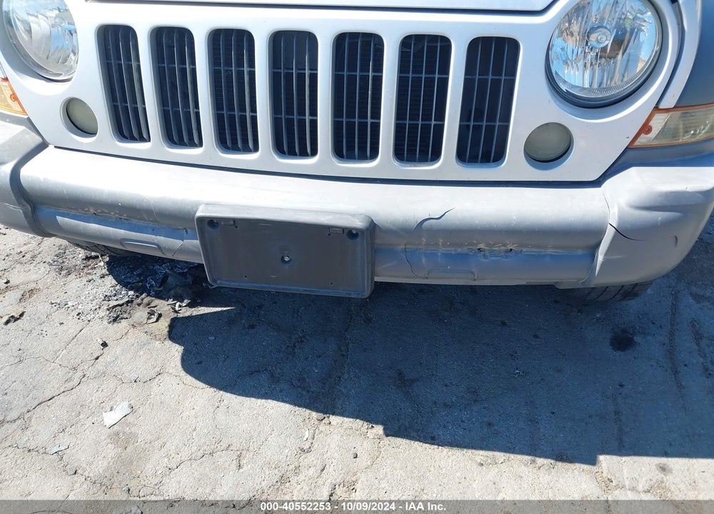 2005 JEEP LIBERTY SPORT VIN: 1J4GK48K45W664290