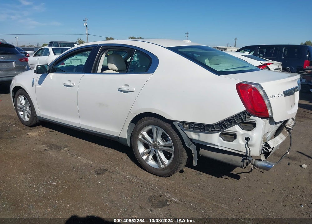 2010 LINCOLN MKS VIN: 1LNHL9DR5AG612402