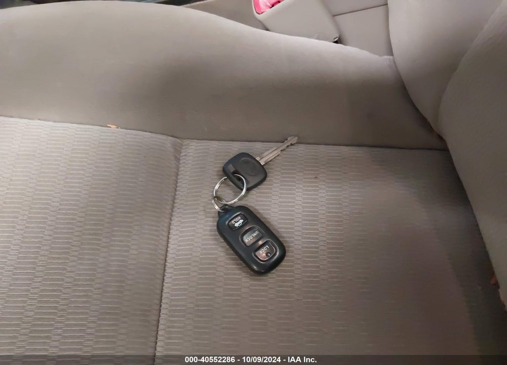 2006 TOYOTA CAMRY LE VIN: 4T1BE30K86U659311