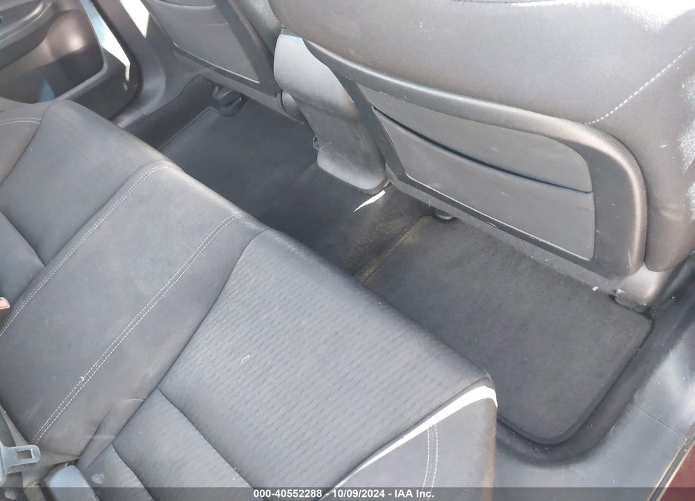 2013 HONDA ACCORD VIN: 1HGCR2F58DA179102