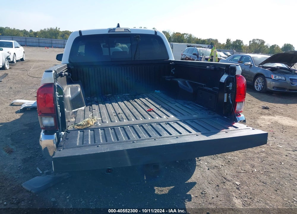 2022 TOYOTA TACOMA VIN: 3TMAZ5CN4NM176729