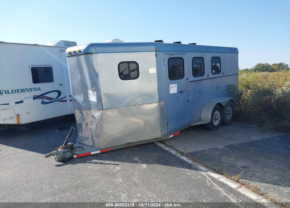 2000 LIBERTY 2-AXLE VIN: 4DYBS1824Y1D19770