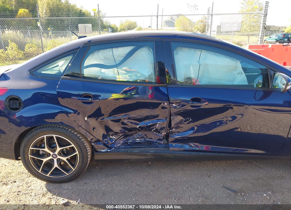 2017 FORD FOCUS SEL VIN: 1FADP3H2OHL298389