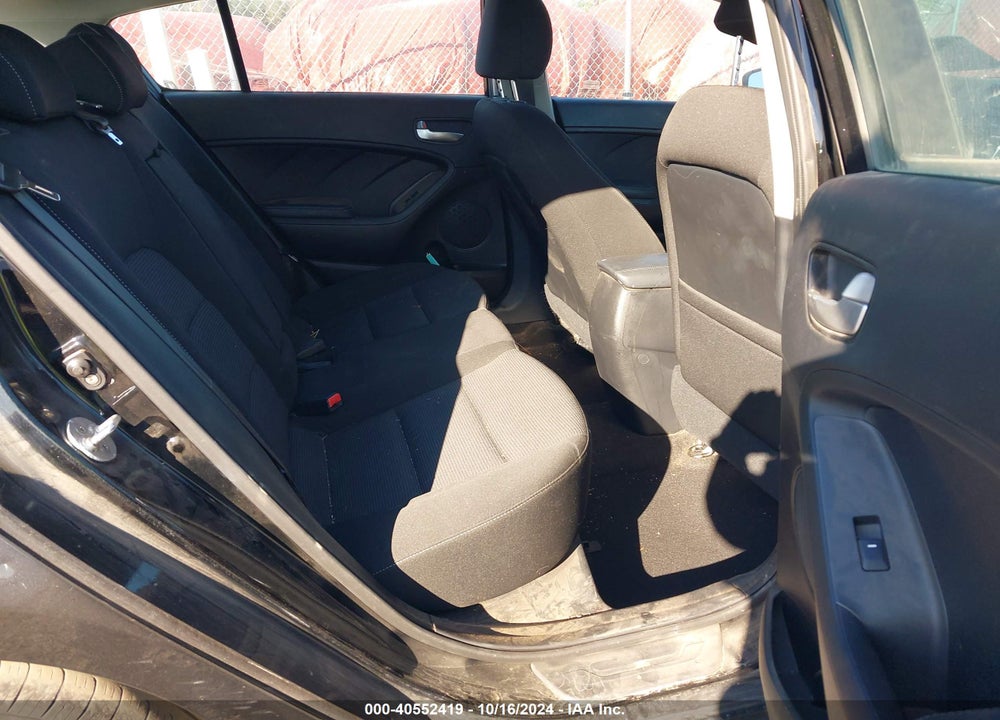 2017 KIA FORTE LX VIN: KNAFK5A80H5698773
