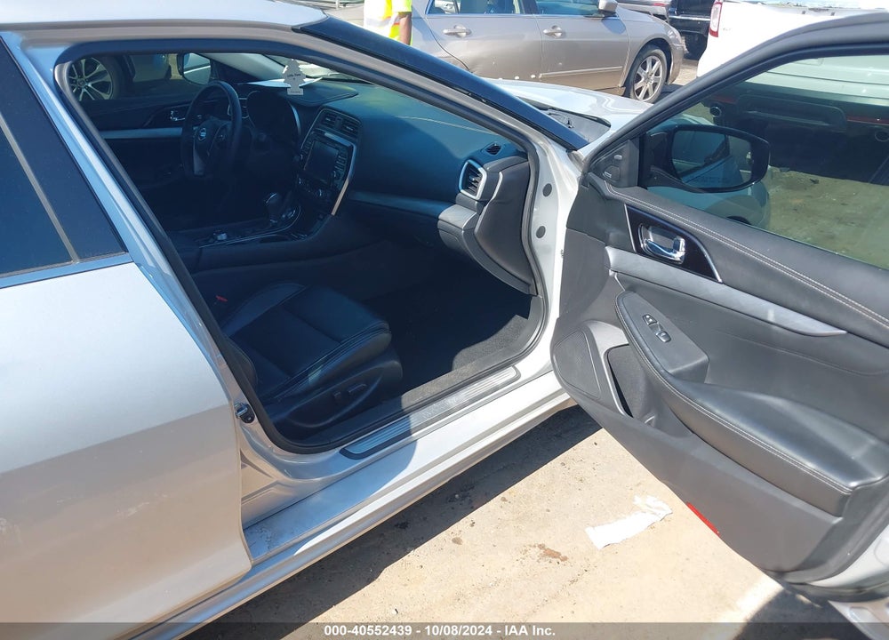 2017 NISSAN MAXIMA 3.5 SL VIN: 1N4AA6AP4HC406184