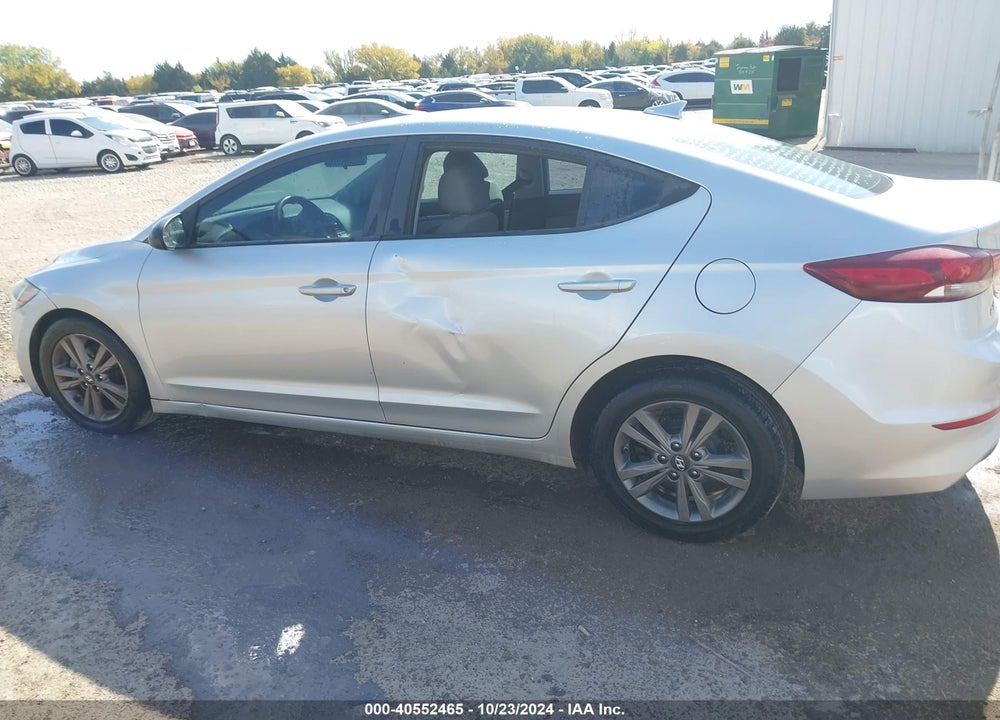2017 HYUNDAI ELANTRA SE VIN: 5NPD84LF5HH130890
