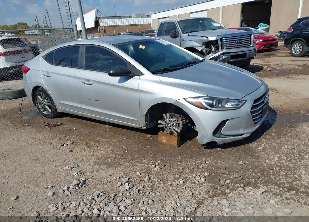 2017 HYUNDAI ELANTRA SE VIN: 5NPD84LF5HH130890