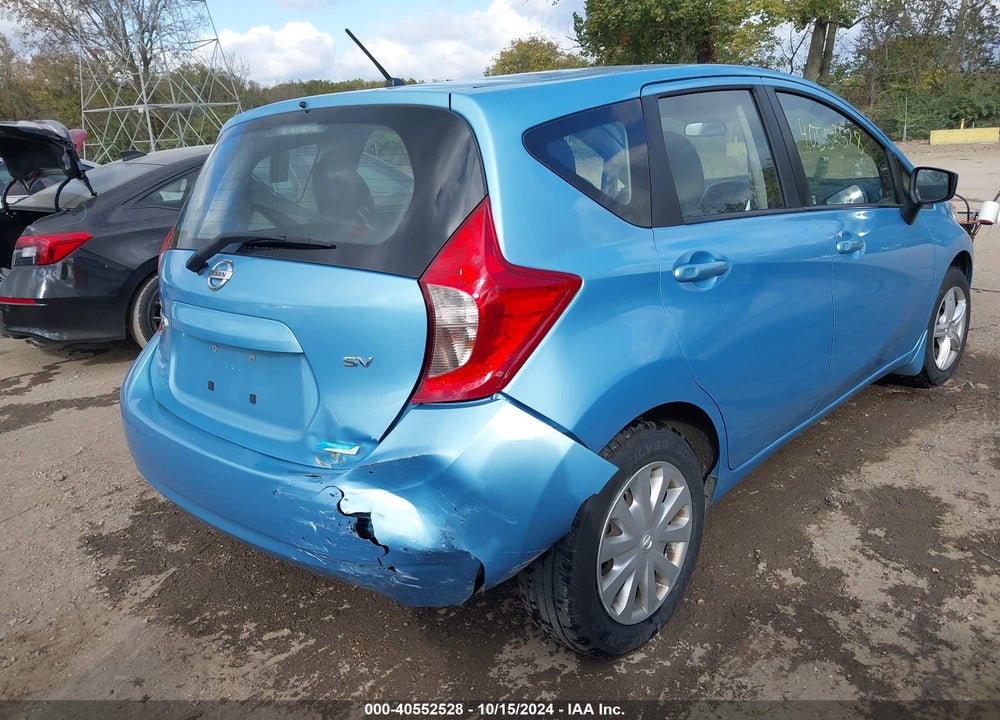 2015 NISSAN VERSA NOTE SV VIN: 3N1CE2CP5FL432228
