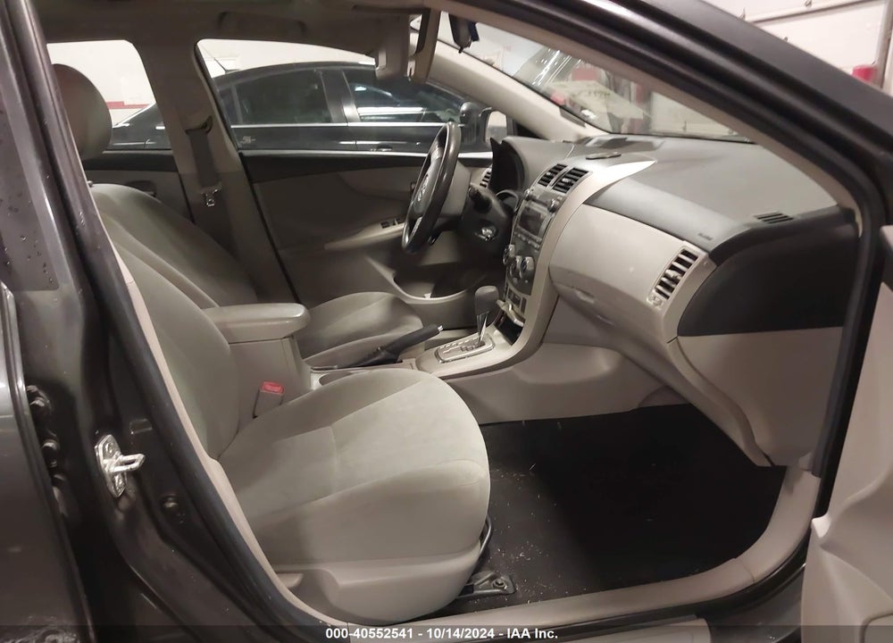 2011 TOYOTA COROLLA LE VIN: 2T1BU4EE4BC682463