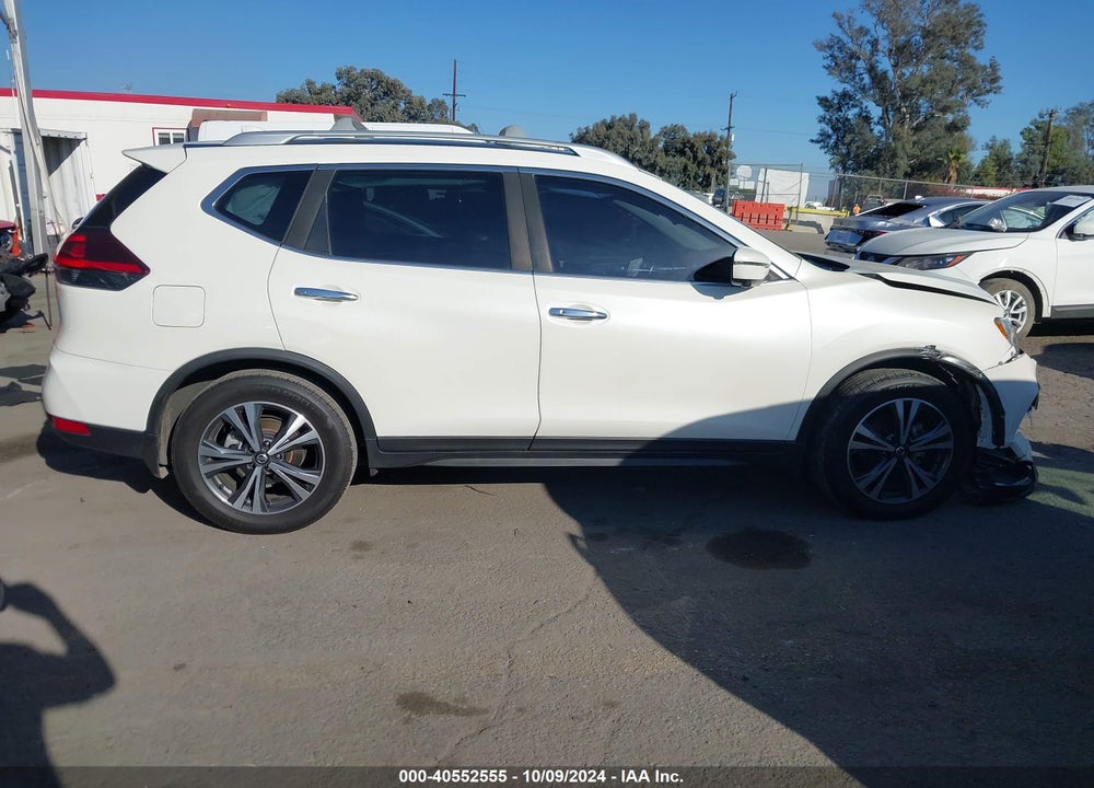 2019 NISSAN ROGUE SV VIN: JN8AT2MT8KW256659