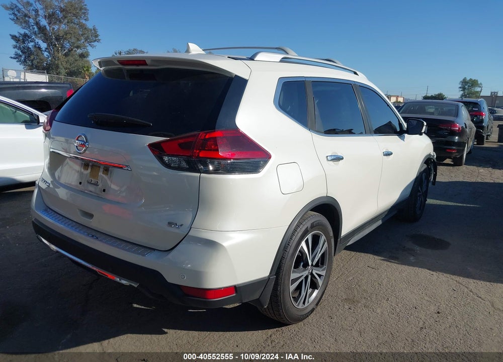 2019 NISSAN ROGUE SV VIN: JN8AT2MT8KW256659