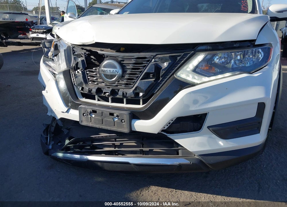 2019 NISSAN ROGUE SV VIN: JN8AT2MT8KW256659
