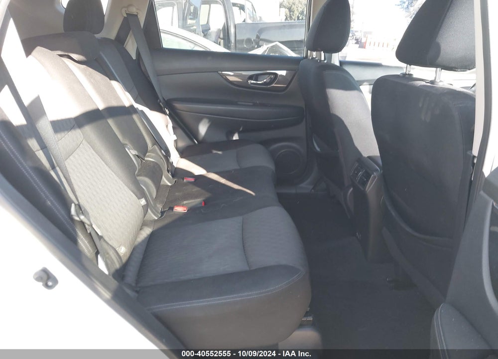 2019 NISSAN ROGUE SV VIN: JN8AT2MT8KW256659