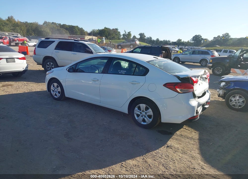 2017 KIA FORTE LX VIN: 3KPFK4A77HE093769
