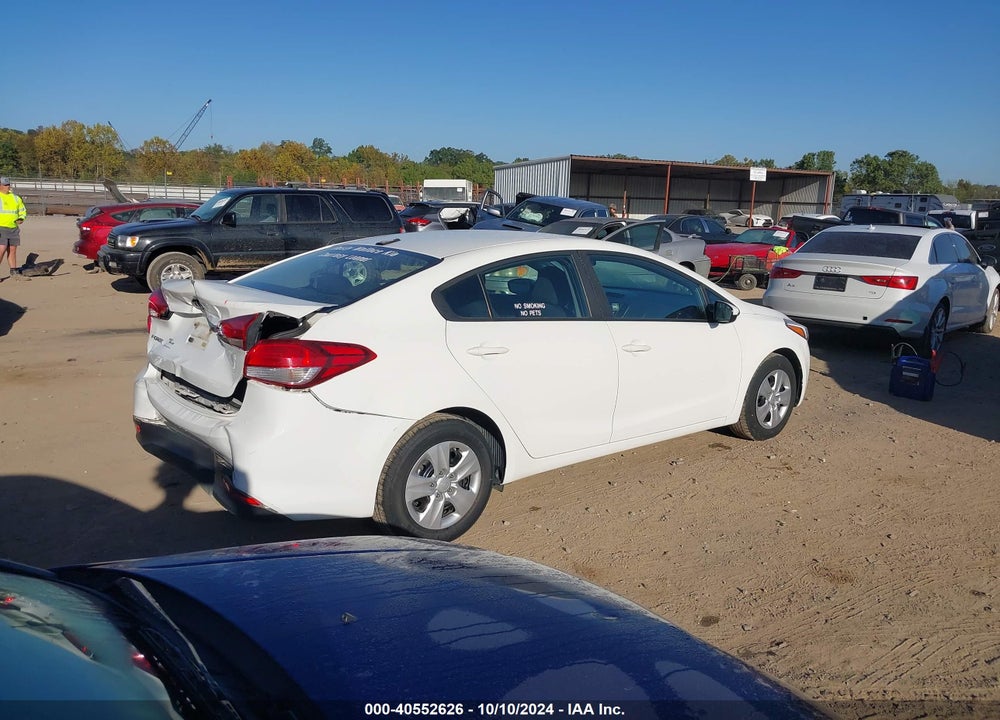 2017 KIA FORTE LX VIN: 3KPFK4A77HE093769
