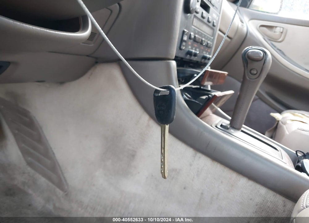 1996 LEXUS ES 300 VIN: JT8BF12G4T0184238