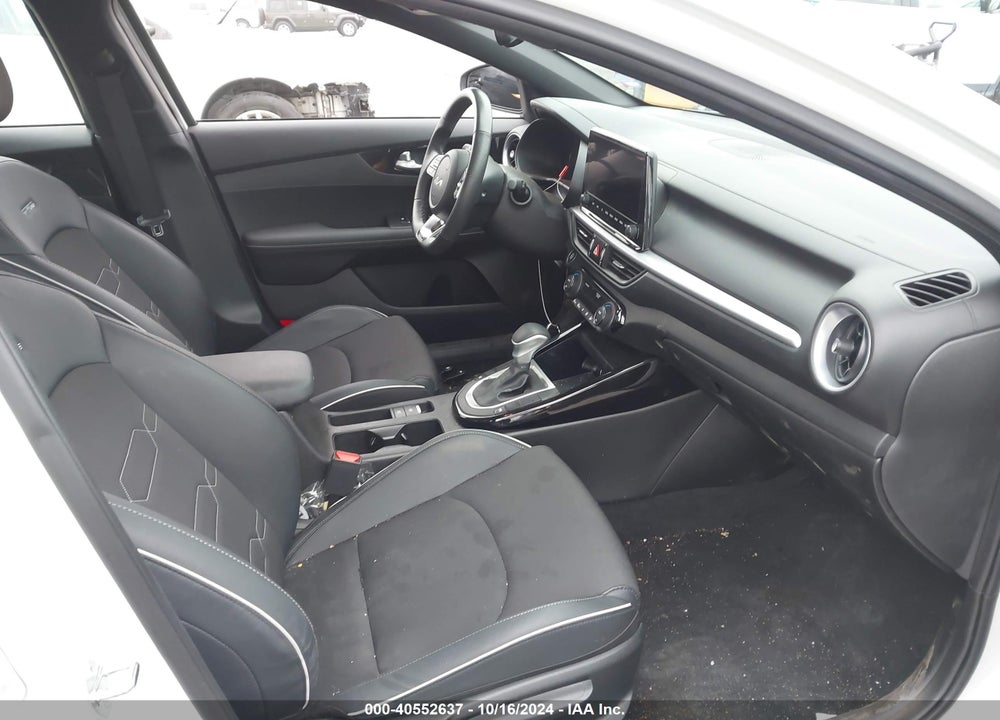 2023 KIA FORTE VIN: 3KPF54AD1PE664099