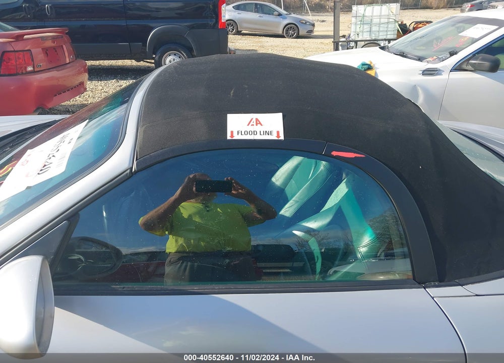 1997 PORSCHE BOXSTER VIN: WP0CA2987VS624212