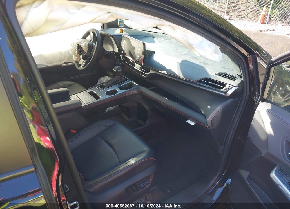 2022 TOYOTA SIENNA XSE VIN: 5TDXSKFC0NS071340