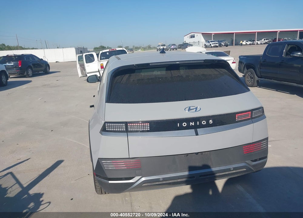 2024 HYUNDAI IONIQ 5 SE VIN: KM8KM4DE0RU236840