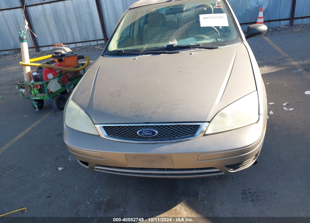 2005 FORD FOCUS ZX4 VIN: 1FAFP34N35W116834