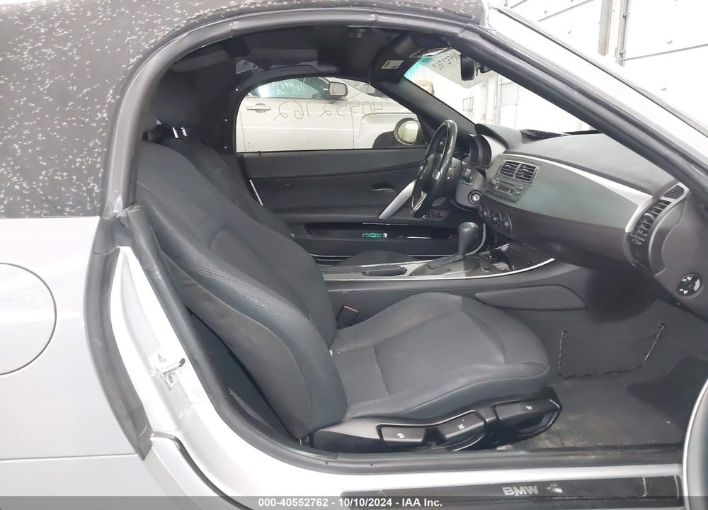 2004 BMW Z4 2.5I VIN: 4USBT33504LS51107