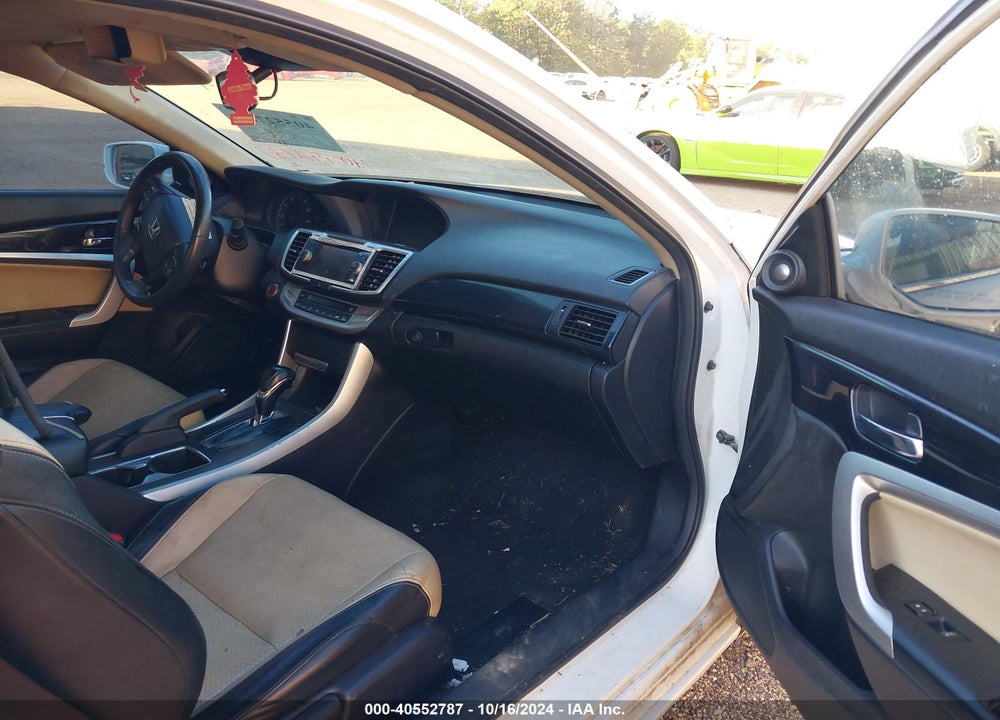 2015 HONDA ACCORD EX-L V-6 VIN: 1HGCT2B85FA007985