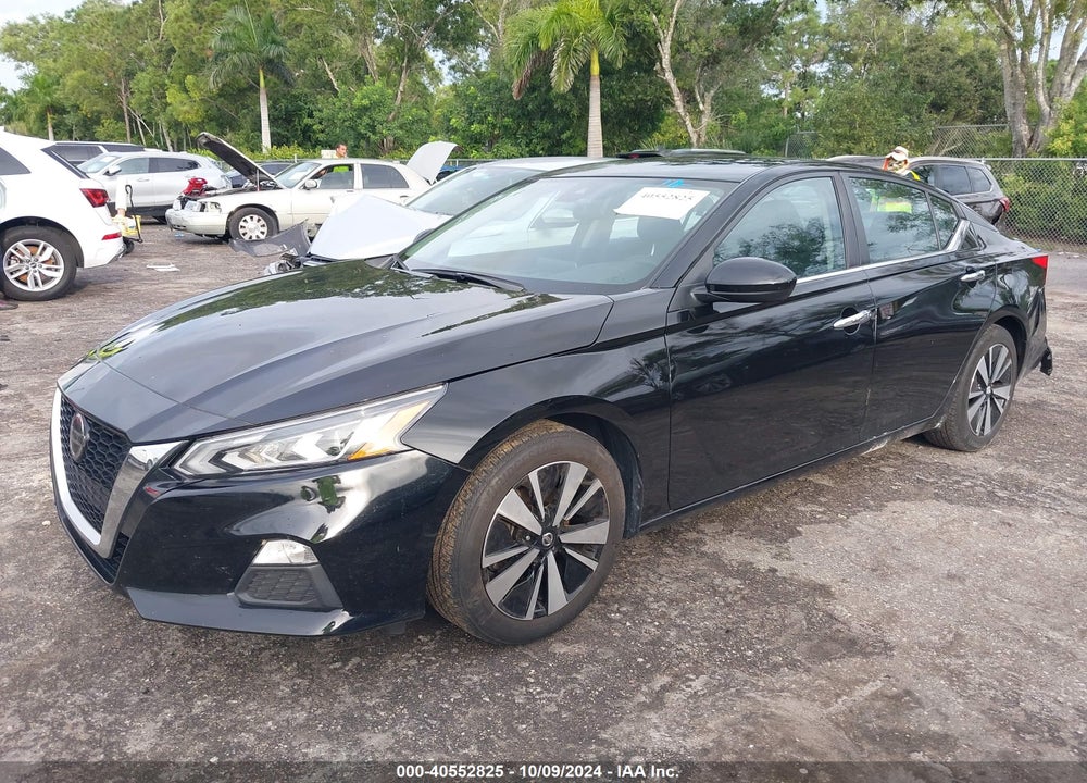 2022 NISSAN ALTIMA SV FWD VIN: 1N4BL4DV3NN325450
