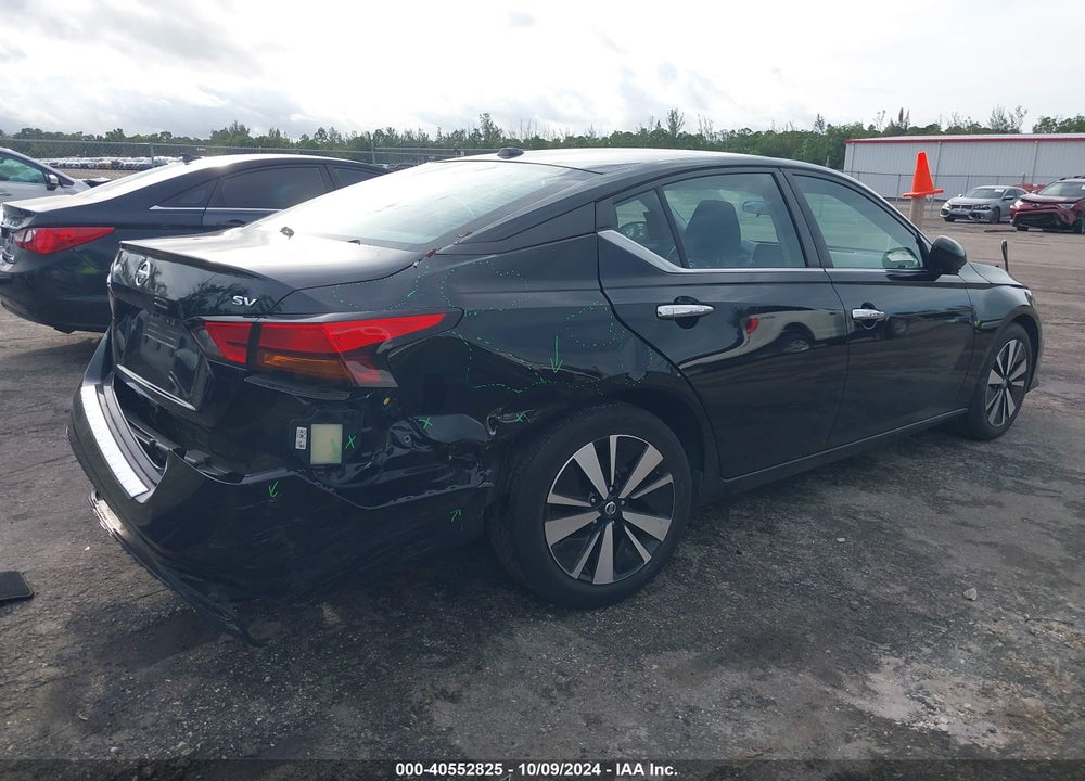 2022 NISSAN ALTIMA SV FWD VIN: 1N4BL4DV3NN325450