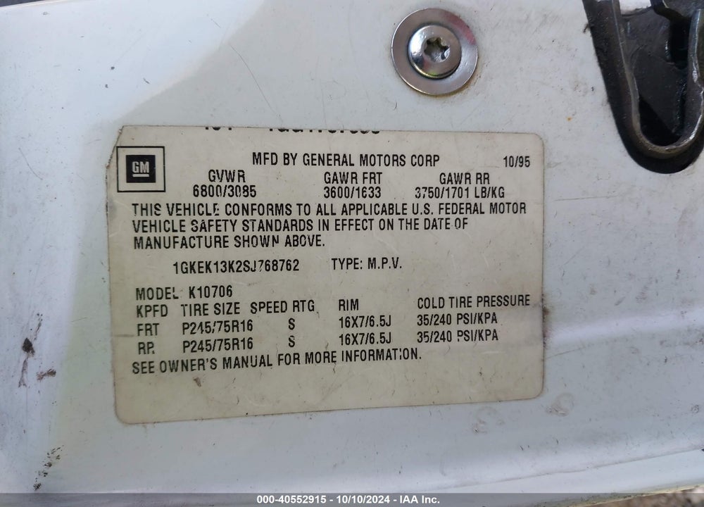 1995 GMC YUKON VIN: 1GKEK13K2SJ768762