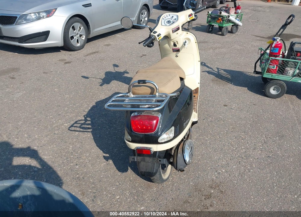 2017 ZNEN SCOOTER VIN: L5YTCKPA9G1160972