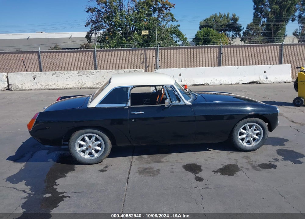1977 MG B VIN: GHN5UH4112150