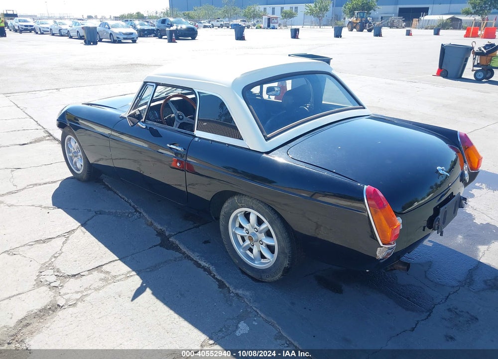 1977 MG B VIN: GHN5UH4112150