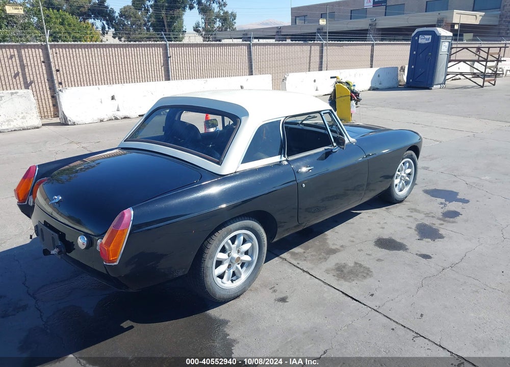 1977 MG B VIN: GHN5UH4112150