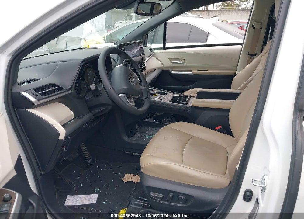 2022 TOYOTA SIENNA XLE VIN: 5TDYRKEC1NS083367