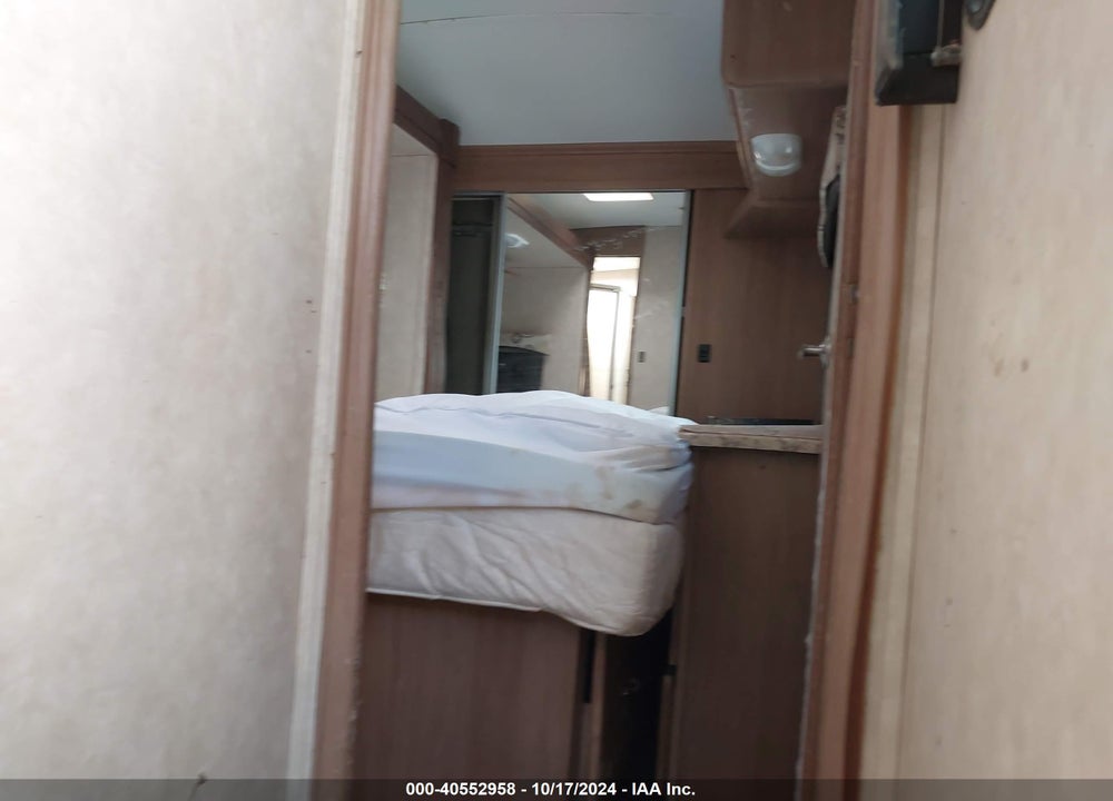2013 CRUISER RV ENTERRA VIN: 5RXTE3127D2200459