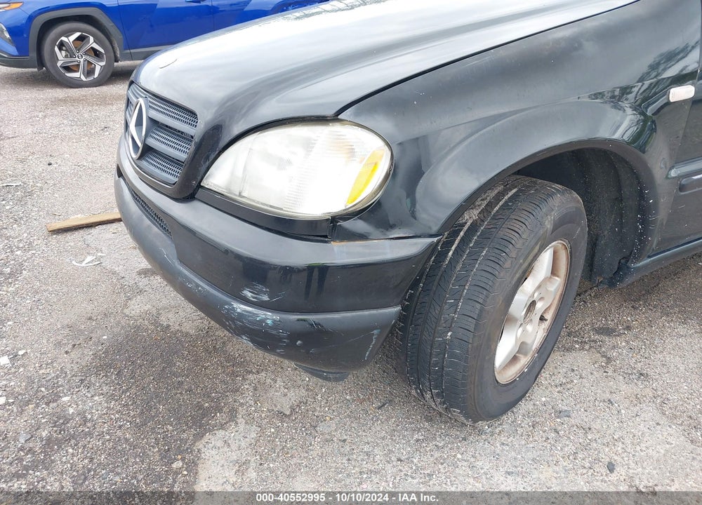 2000 MERCEDES-BENZ ML 320 VIN: 4JGAB54E3YA162773