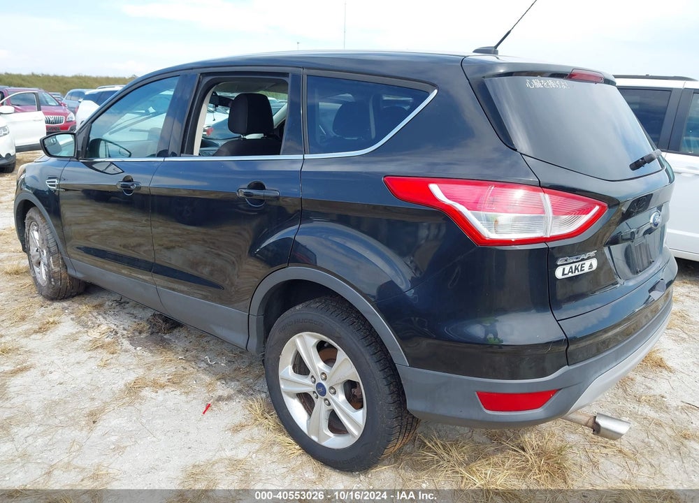2015 FORD ESCAPE SE VIN: 1FMCU9GX8FUA98460